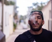 E-papierosy: Ciekawe fakty na temat lepszej alternatywy dla papierosów_man 5505507 1280