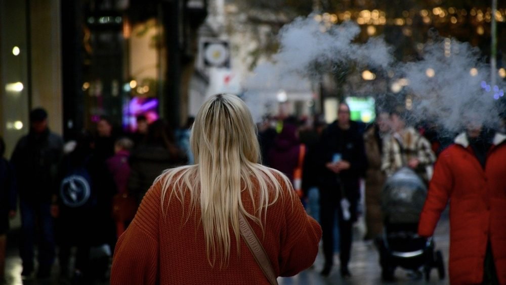 Neuer Liebling unter den E-Zigaretten 15000 Züge Vape, unglaublich dauerhaft und stabil_75
